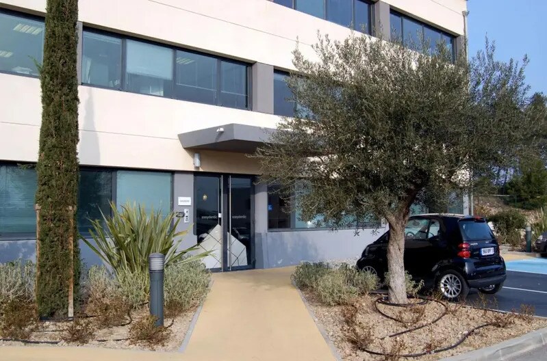 130 Avenue Archimède, Aix-en-Provence à louer - Photo de l’immeuble – Image 3 sur 20