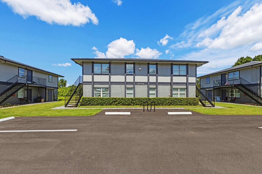 8412-8420 N Lois Ave, Tampa, FL à vendre - Photo de l’immeuble – Image 3 sur 35