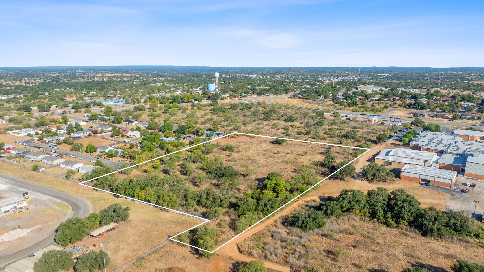 TBD Village Ln, Llano, TX à vendre Photo de l’immeuble– Image 1 sur 26