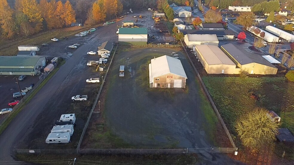 220 S 9th St, Philomath, OR à vendre - Photo de l’immeuble – Image 1 sur 27