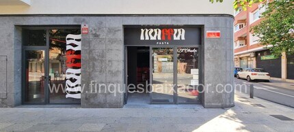 Local commercial dans Gavà, Barcelona à louer Photo de l’immeuble– Image 1 sur 12