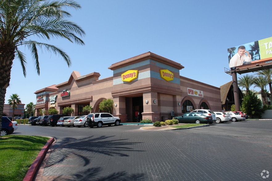 5045 W Tropicana Ave, Las Vegas, NV à vendre - Photo principale – Image 1 sur 4