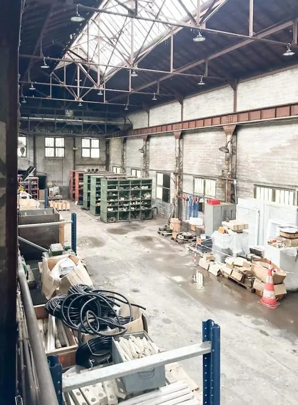 Local d'activités dans Saint-Juéry à vendre Photo de la construction– Image 1 sur 5