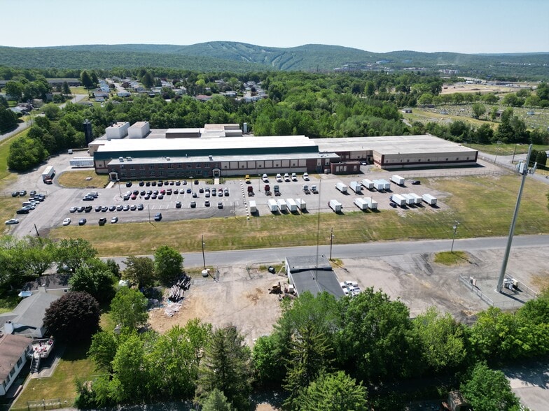 600 Sanders St, Scranton, PA à louer - Photo de l’immeuble – Image 3 sur 49