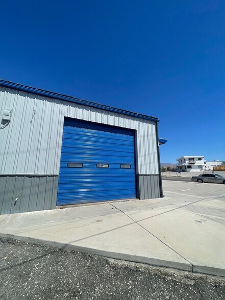1851 Commander Dr, Lake Havasu City, AZ à louer - Photo de l’immeuble – Image 2 sur 59