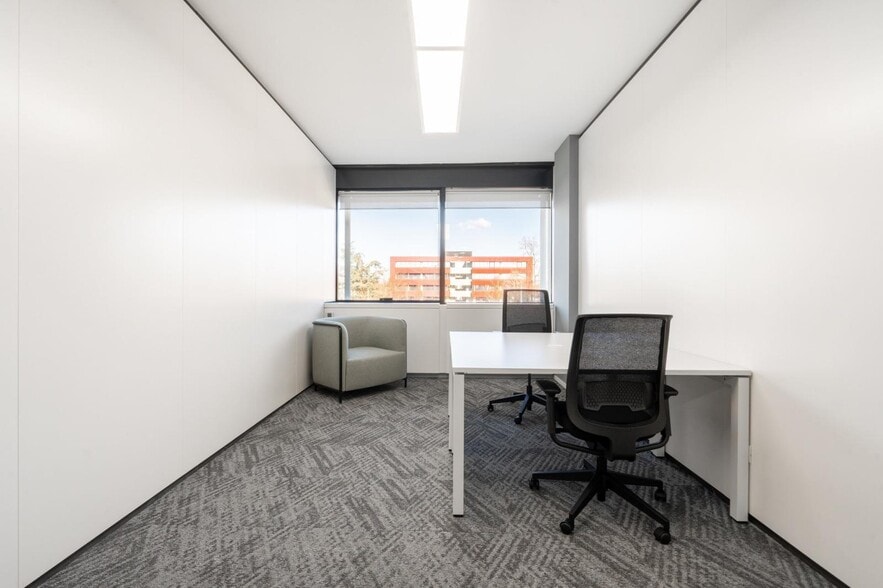 32 Avenue Kléber, Paris à louer - Photo de l’immeuble – Image 1 sur 26