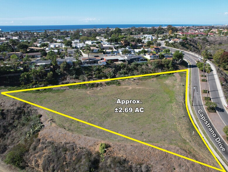 Capistrano Drive, Oceanside, CA à vendre - Photo de l’immeuble – Image 3 sur 13