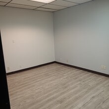 750 E Sample Rd, Pompano Beach, FL à louer Photo intérieure– Image 1 sur 2