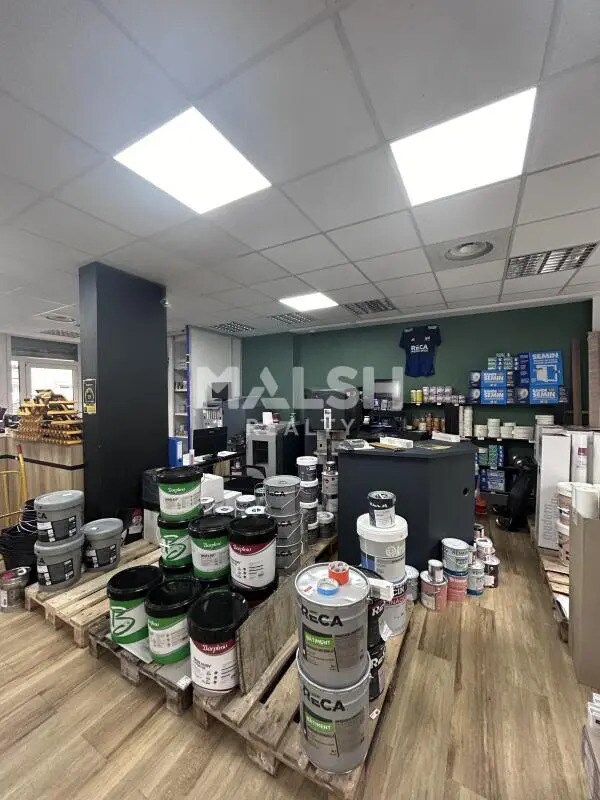 Plus de détails pour Local commercial à louer