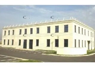 Local d’activités dans Créteil à louer Photo de l’immeuble– Image 1 sur 8