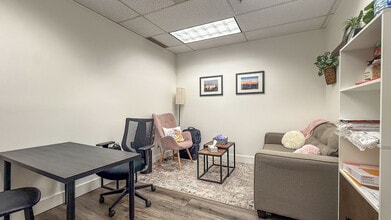 1626 Richter St, Kelowna, BC à louer Photo intérieure– Image 2 sur 9