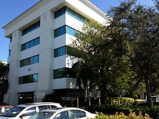 888 SE 3rd Ave, Fort Lauderdale, FL à louer - Photo de l’immeuble – Image 3 sur 15