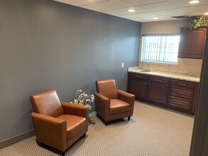 12750 S Saginaw St, Grand Blanc, MI à louer Photo intérieure– Image 1 sur 4
