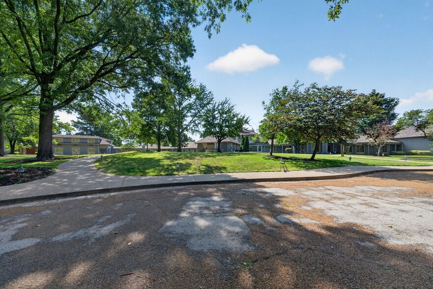 1461 Highway EE, Winfield, MO à vendre - Photo de l’immeuble – Image 2 sur 104