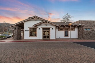 29001 Canwood St, Agoura Hills, CA à louer Photo intérieure– Image 1 sur 6