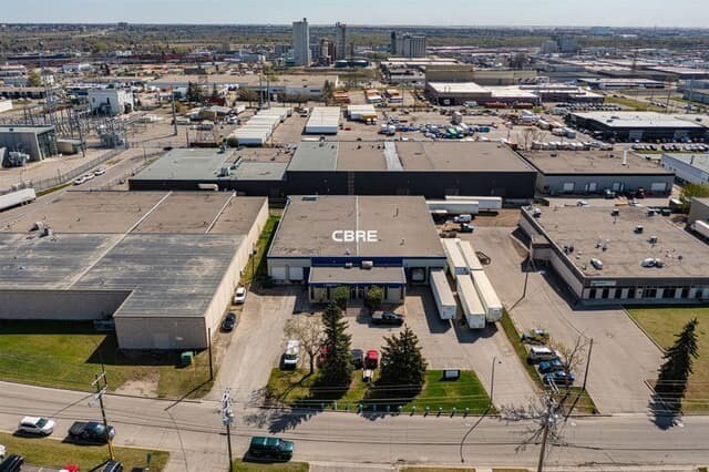 3230-3234 9 St SE, Calgary, AB à louer - Aérien – Image 2 sur 3