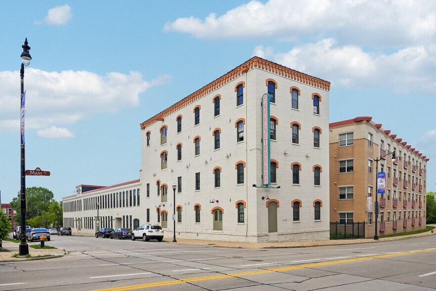 134 Main St, Racine, WI à vendre - Photo de l’immeuble – Image 3 sur 81