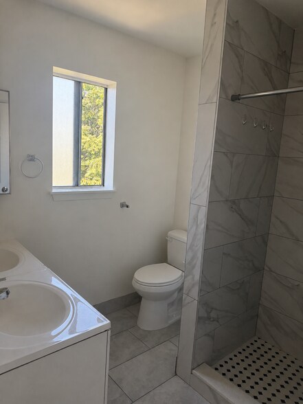 620 N Mar Vista Ave, Pasadena, CA à vendre - Photo de l’immeuble – Image 3 sur 15