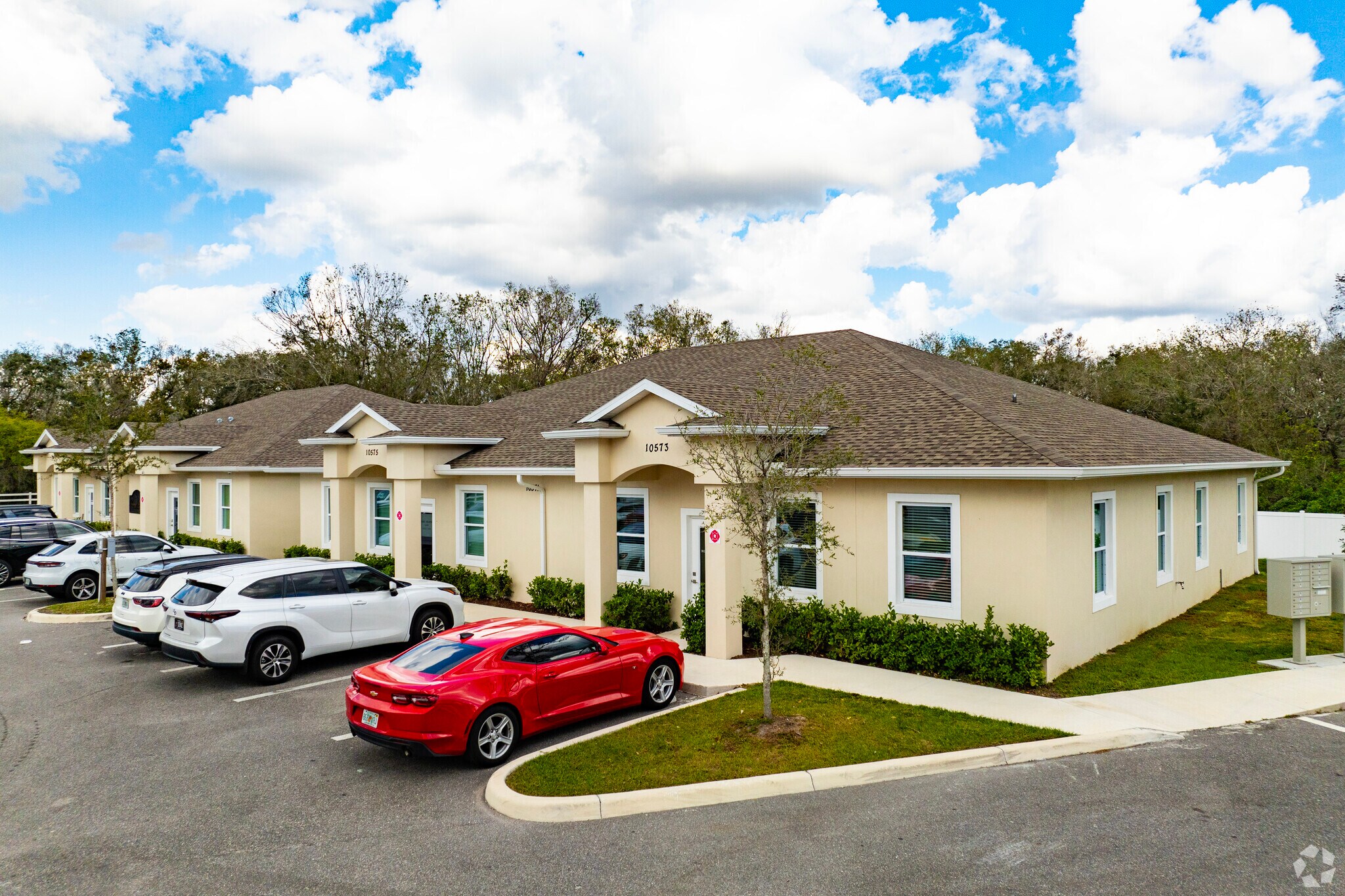 10571-10575 Bloomingdale Ridge, Riverview, FL à vendre Photo de l’immeuble– Image 1 sur 9