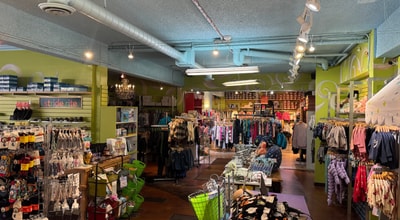 10177 125 St, Edmonton, AB à louer Photo intérieure– Image 2 sur 3