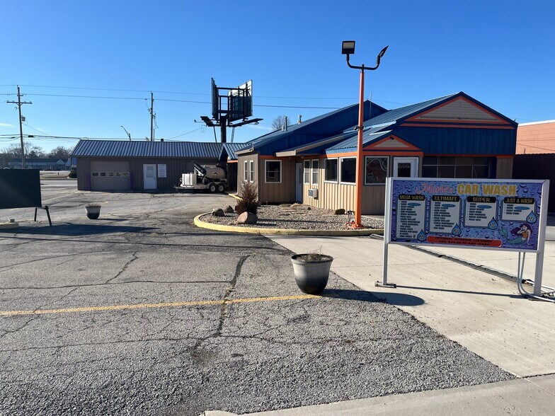 3550 S Lafountain St, Kokomo, IN à vendre - Photo de l’immeuble – Image 2 sur 12