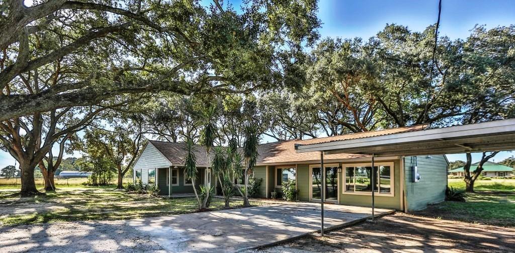 14114 Highway 36, Needville, TX à vendre Photo principale– Image 1 sur 6