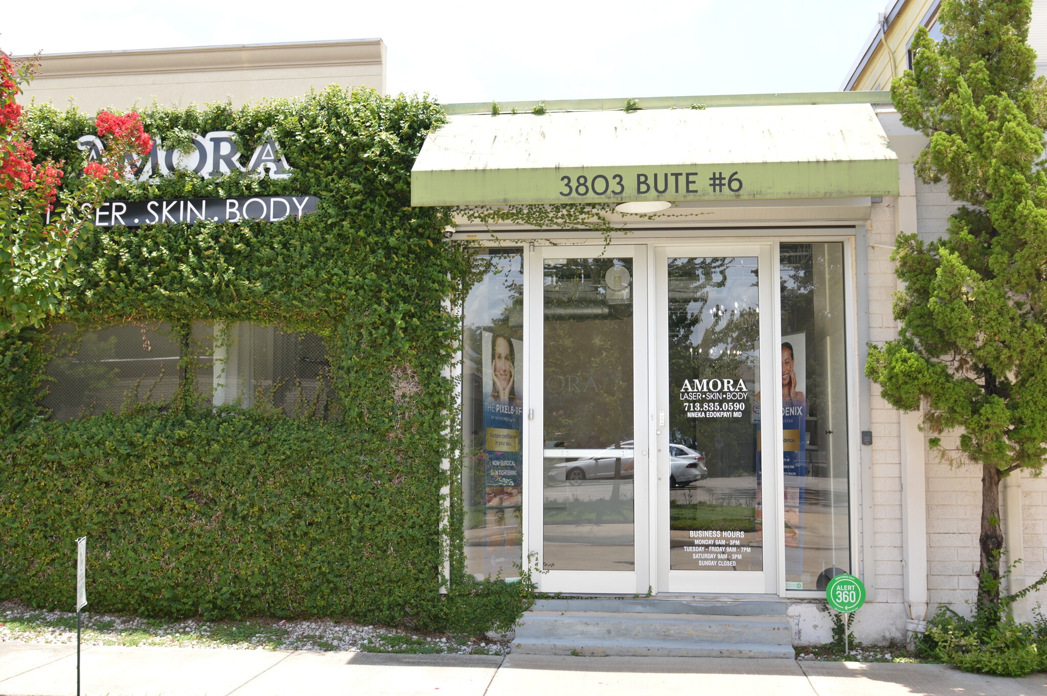 3803 Bute St, Houston, TX à louer Photo principale– Image 1 sur 33