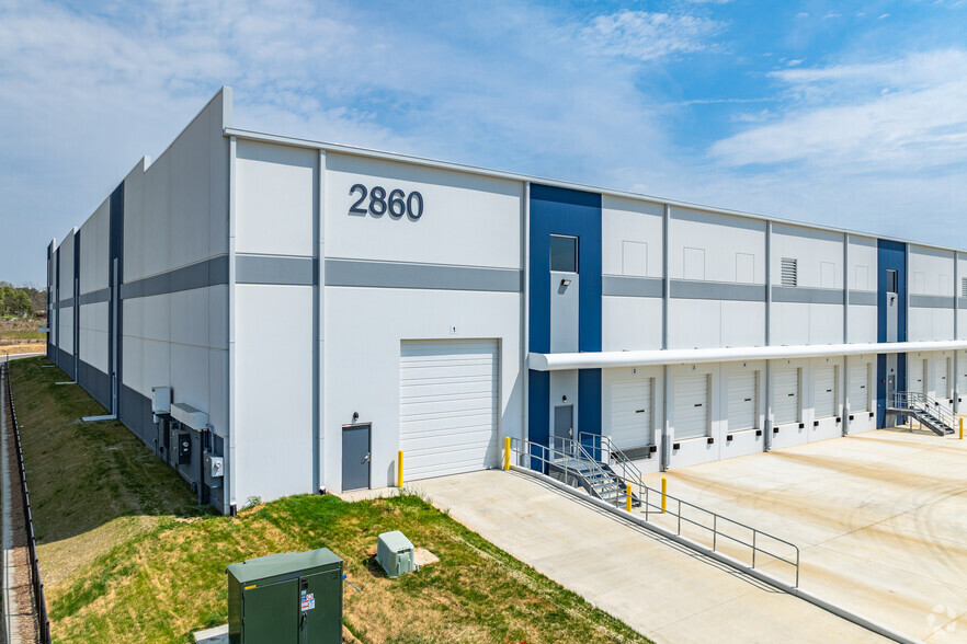 2860 Stadium Dr, Kannapolis, NC à louer - Photo de l’immeuble – Image 2 sur 5