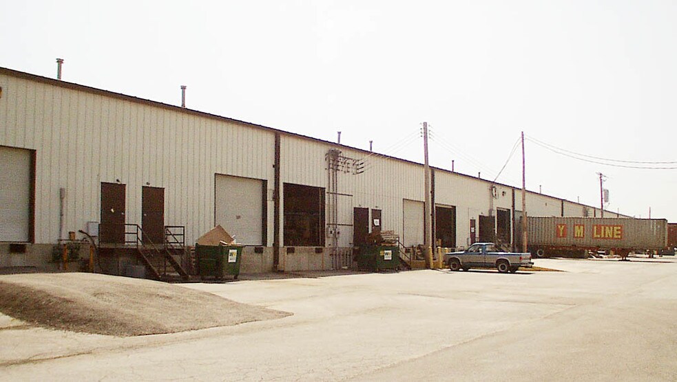 102-140 Trade Center Dr, Saint Peters, MO à louer - Autre – Image 2 sur 2