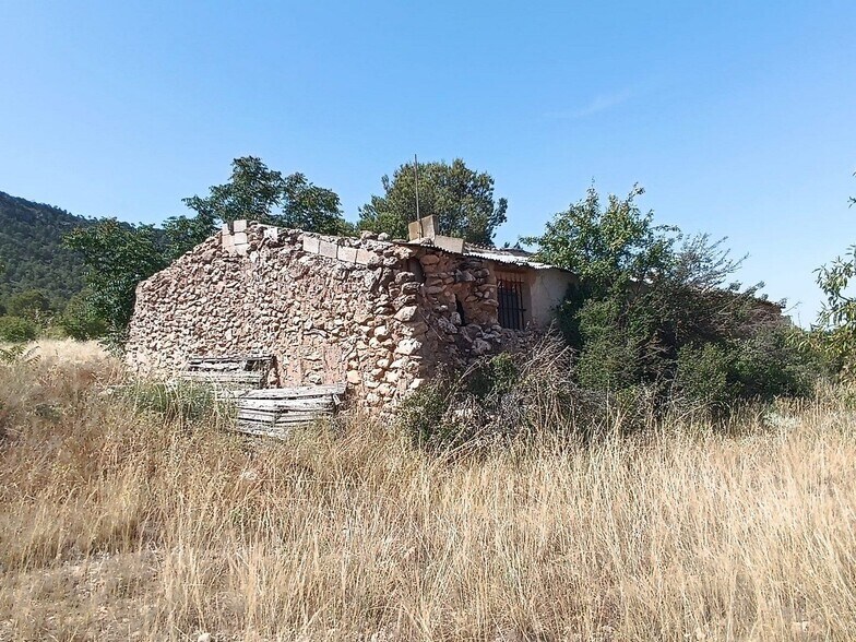 Terrain dans Yecla, Murcia à vendre - Photo de l’immeuble – Image 2 sur 16