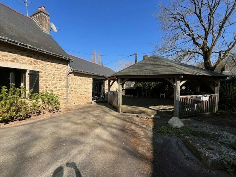 Local commercial dans Vannes à louer - Photo de l’immeuble – Image 2 sur 11