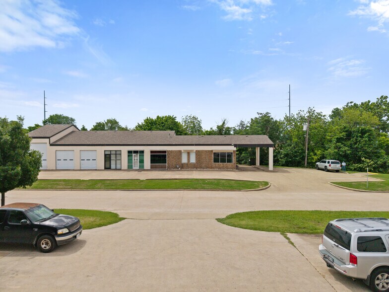 310 Gautney St, Garland, TX à vendre - Photo de l’immeuble – Image 2 sur 32