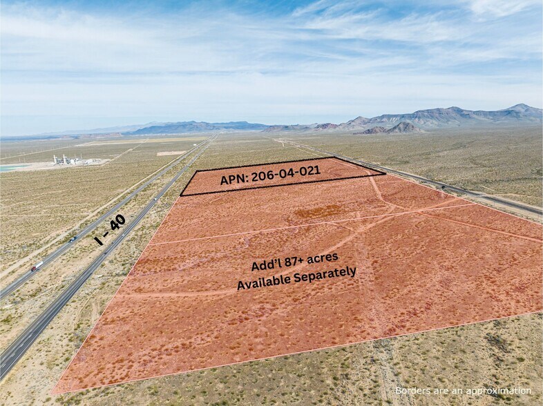 000 Railroad Frontage rd, Golden Valley, AZ à vendre - Aérien – Image 2 sur 5