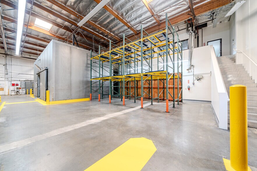 4565 Firestone Blvd, South Gate, CA à louer - Photo intérieure – Image 3 sur 11
