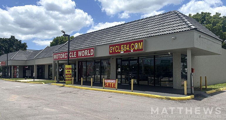 8230-8242 W State Road 84, Davie, FL à louer - Photo de l’immeuble – Image 2 sur 3