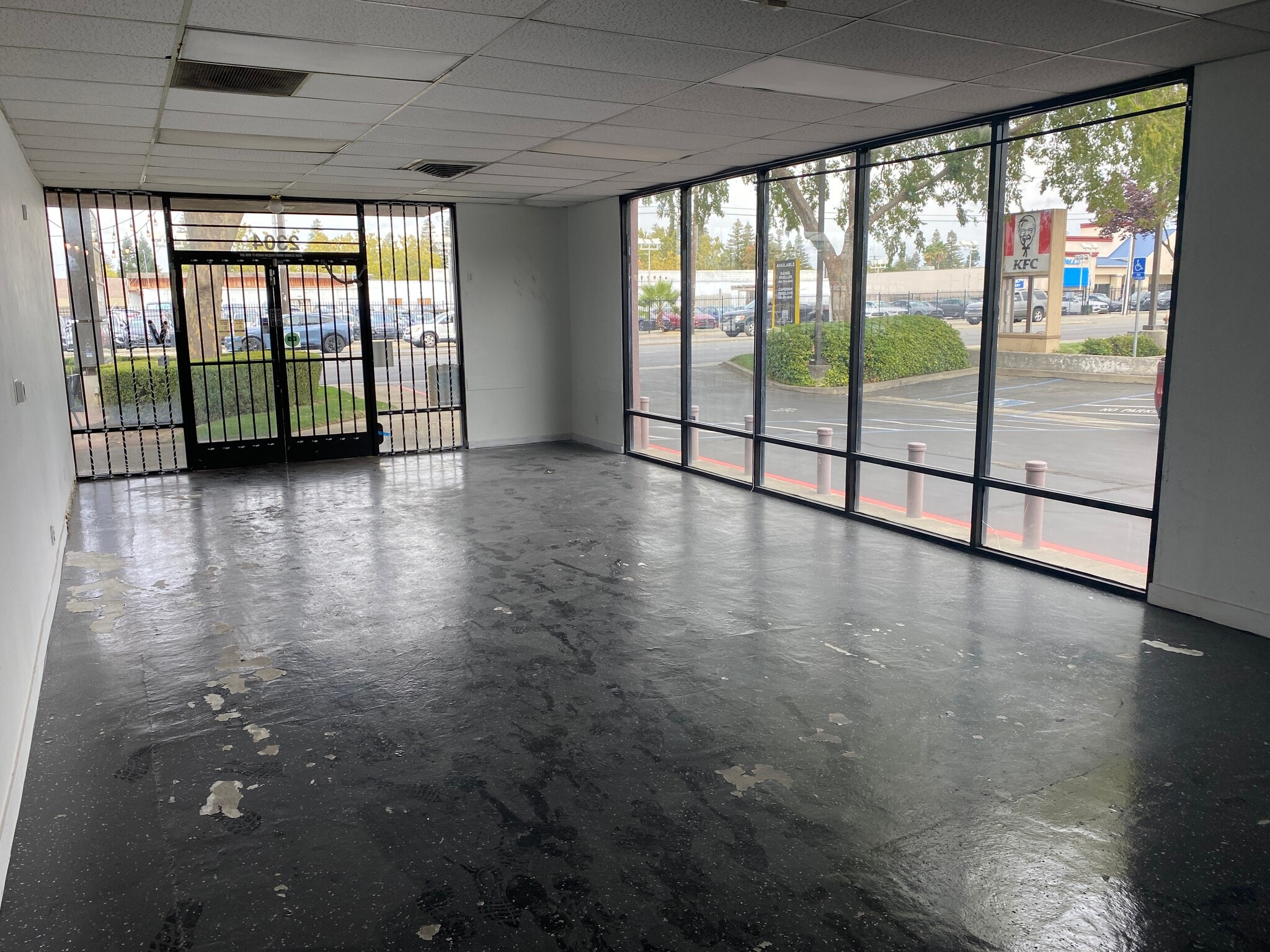 2300-2304 Arden Way, Sacramento, CA à louer Photo intérieure– Image 1 sur 4