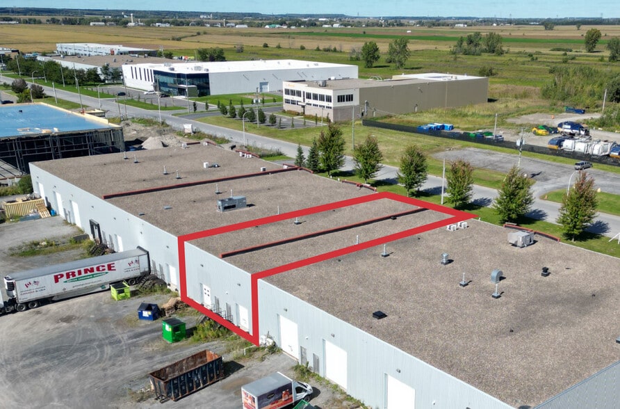 1330 Rue Louis-Marchand, Beloeil, QC à vendre - Aérien – Image 3 sur 10