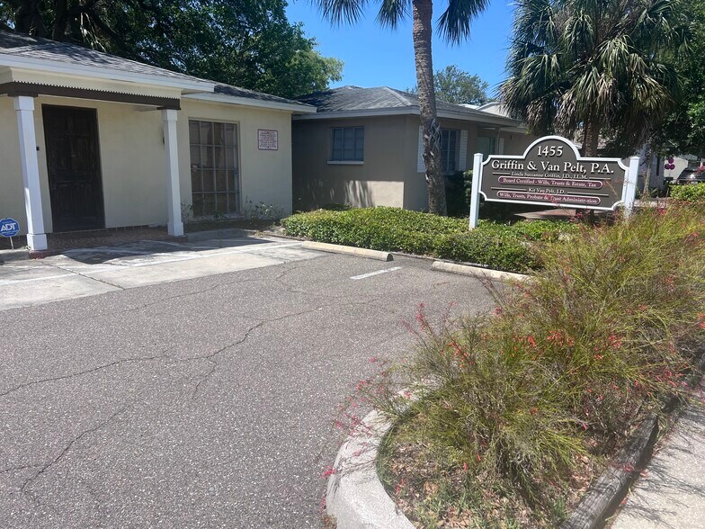 1455 Court St, Clearwater, FL à vendre - Photo de l’immeuble – Image 3 sur 8