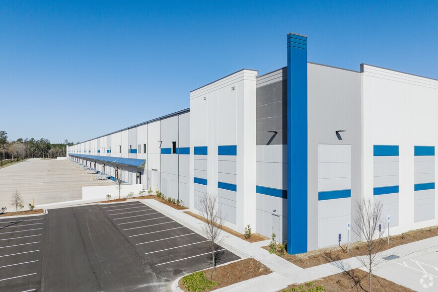 759 Autonomous Dr, Ridgeville, SC à louer - Photo de l’immeuble – Image 3 sur 9