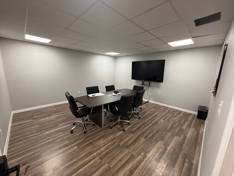 11300 Space Blvd, Orlando, FL à louer - Photo de l’immeuble – Image 3 sur 22