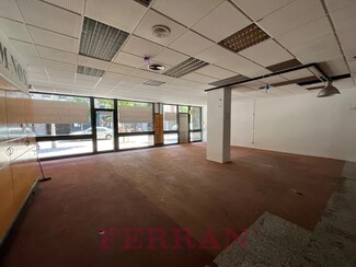 Plus de détails pour Bureau/Local commercial à louer