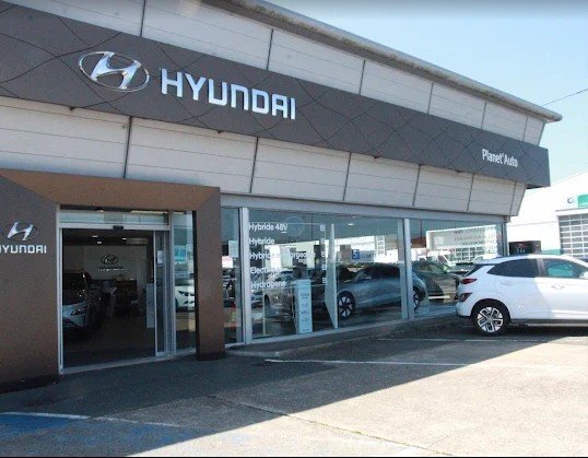 Local commercial dans Le Mans à louer - Photo de l’immeuble – Image 2 sur 4