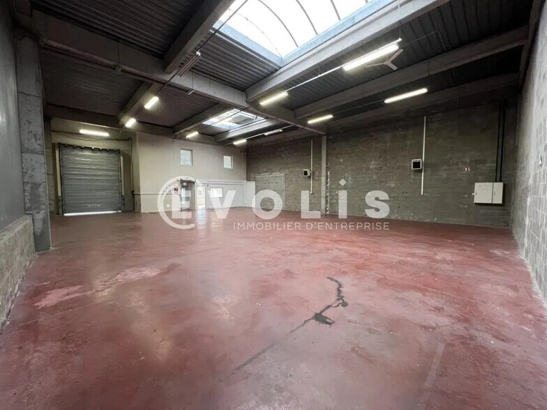 15 Rue Jean Zay, Saint-Priest à louer - Photo intérieure – Image 2 sur 14