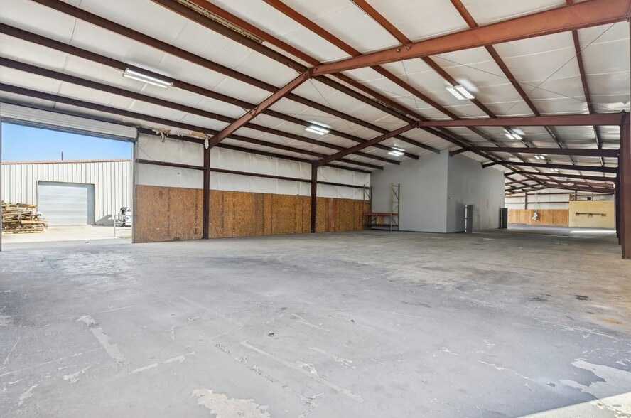 1508 S Frazier St, Conroe, TX à louer - Photo intérieure – Image 2 sur 3