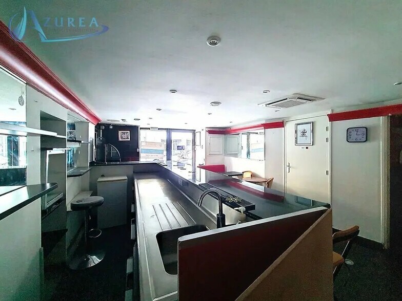 Local commercial dans Nice à louer - Photo de l’immeuble – Image 3 sur 4