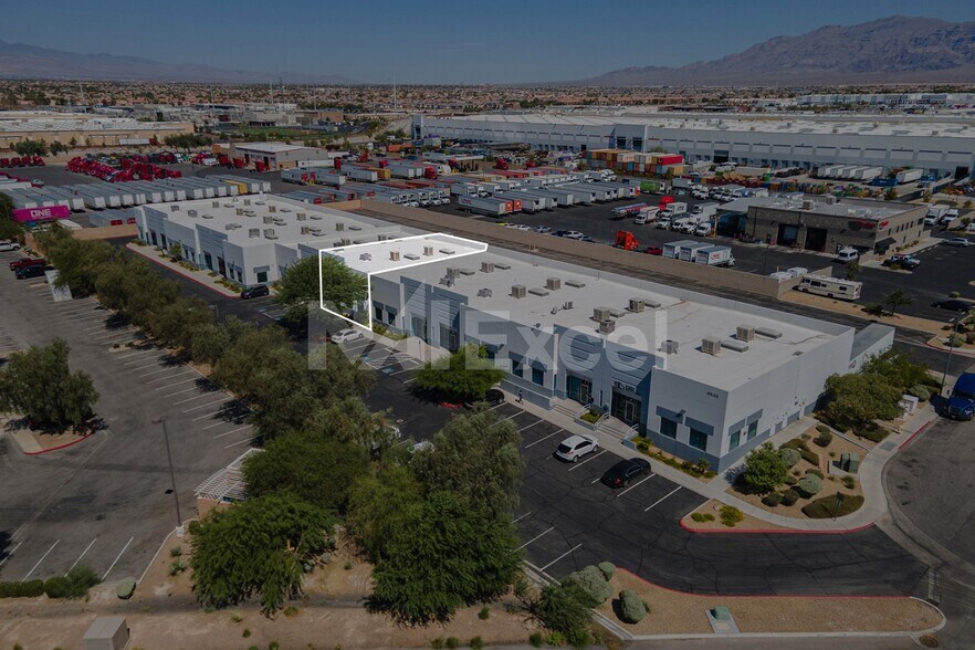 4535 Statz St, North Las Vegas, NV à louer - Photo de l’immeuble – Image 3 sur 5