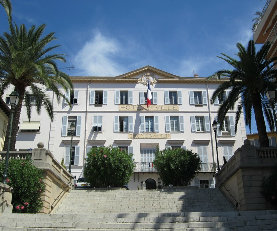 Local commercial dans Cagnes-sur-Mer à vendre Photo de l’immeuble– Image 1 sur 2
