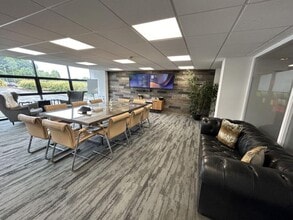 3 Bush Park, Plymouth à vendre Photo intérieure– Image 2 sur 10