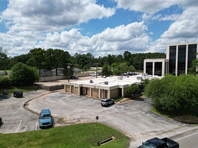 3025 & 3027 S SE 323 loop, Tyler, TX à vendre - Photo de l’immeuble – Image 3 sur 8
