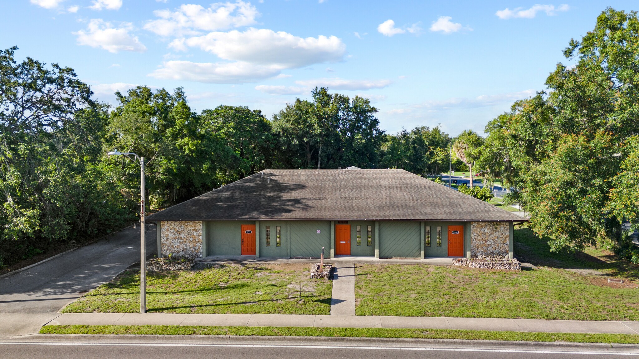 5140-5142 Curry Ford Rd, Orlando, FL à vendre Photo de l’immeuble– Image 1 sur 15